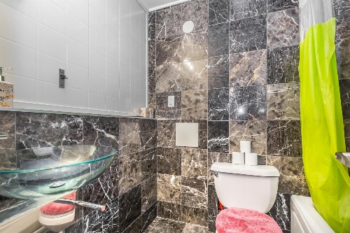 Toronto Furnished Living- Scarborough image 1