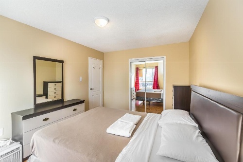 Toronto Furnished Living- Scarborough image 36